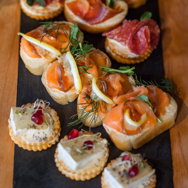 jídlo sushi